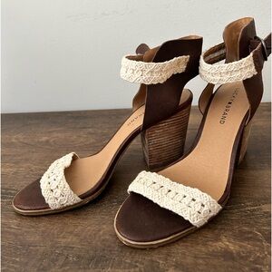 Lucky brand heel shoes , size 40